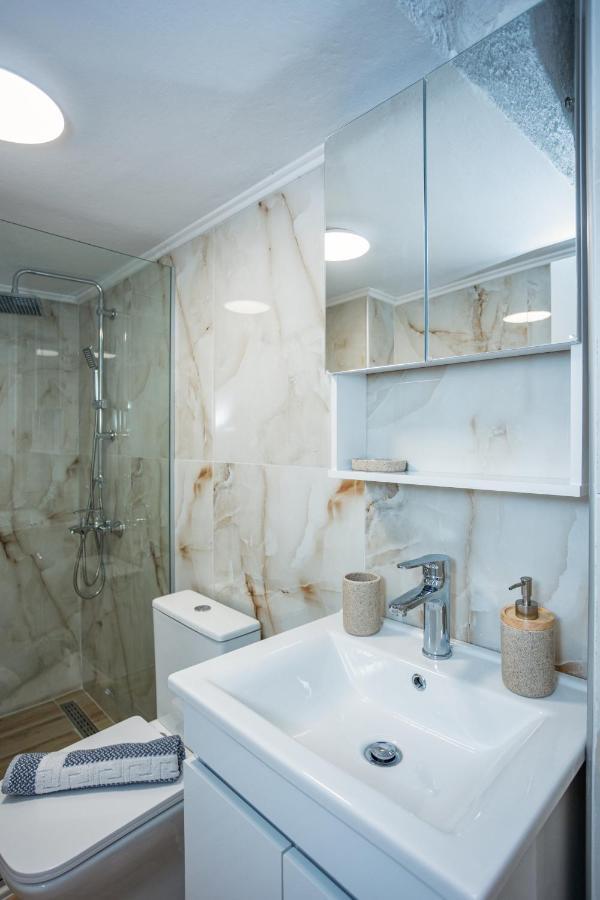 Luxury Downtown Apartment Z1 Salonicco Esterno foto